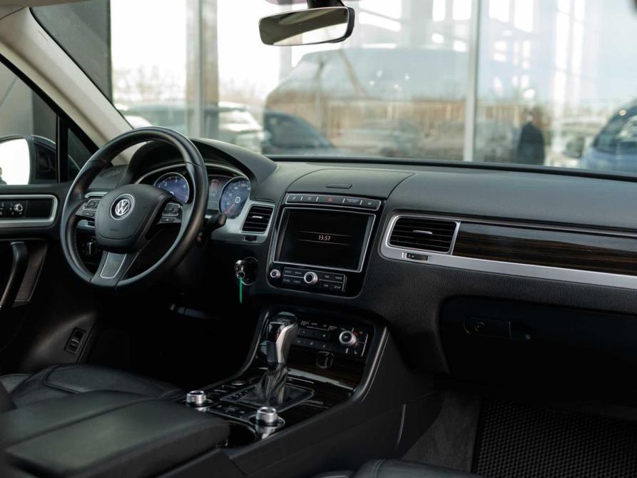 Volkswagen Touareg II Рестайлинг Новосибирск  - изображение 10