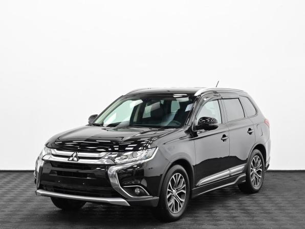 Mitsubishi Outlander III Рестайлинг 2 с пробегом 2016 года, цена 1 399 000 рублей, 105000 км, внедорожник, Автокод Объявления