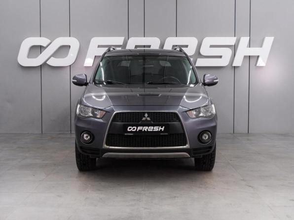 Mitsubishi Outlander II Рестайлинг с пробегом 2010 года, цена 1 099 000 рублей, 196308 км, внедорожник, Автокод Объявления