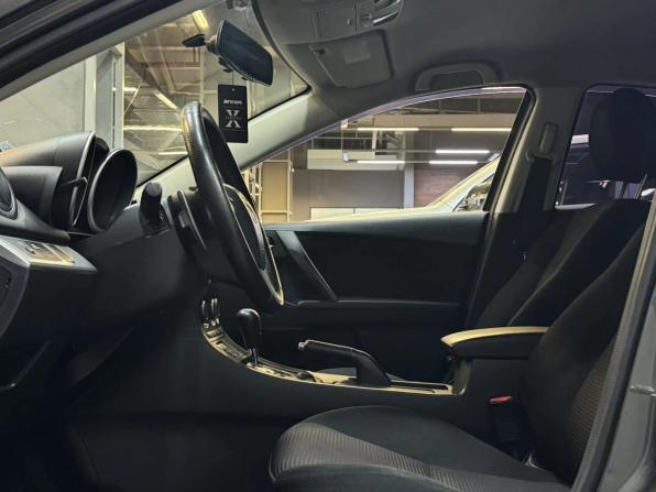 Mazda 3 II (BL) Рестайлинг с пробегом 2011 года, цена 797 000 рублей, 286133 км, седан, Автокод Объявления