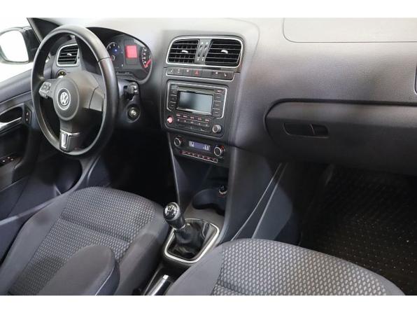 Volkswagen Polo V с пробегом 2013 года, цена 619 000 рублей, 240560 км, седан, Автокод Объявления
