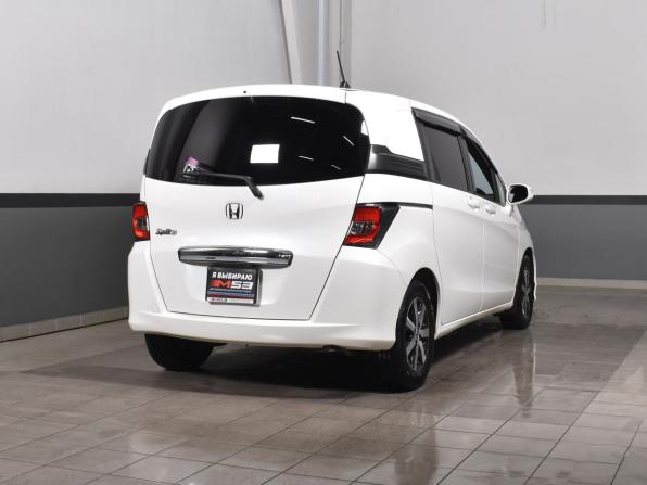 Honda Freed I Рестайлинг 2 с пробегом 2015 года, цена 1 194 995 рублей, 203485 км, компактвэн, Автокод Объявления