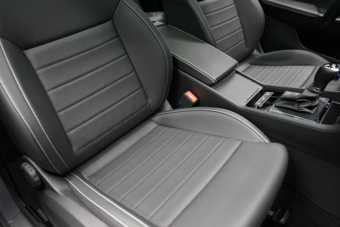 Skoda Superb IV с пробегом 2025 года, цена 3 340 000 рублей, 50 км, лифтбек, Автокод Объявления