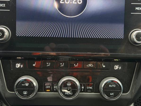 Skoda Octavia III (A7) Рестайлинг с пробегом 2017 года, цена 1 725 000 рублей, 100429 км, лифтбек, Автокод Объявления