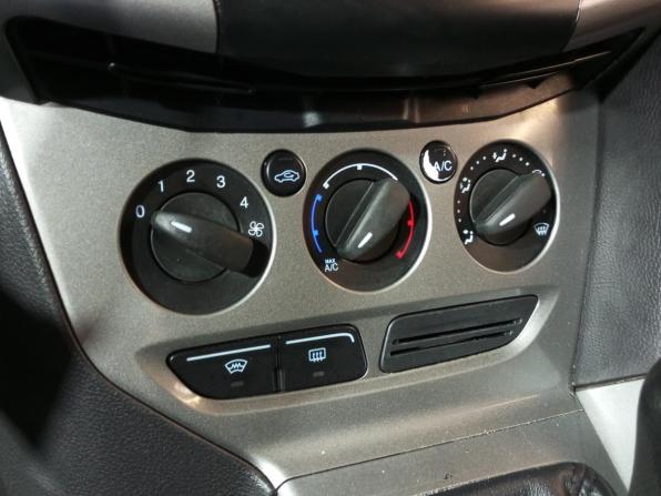 Ford Focus III с пробегом 2012 года, цена 530 000 рублей, 226293 км, хэтчбек, Автокод Объявления