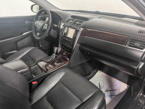 Toyota Camry VII (XV50) Рестайлинг с пробегом 2016 года, цена 2 014 500 рублей, 200000 км, седан, Автокод Объявления