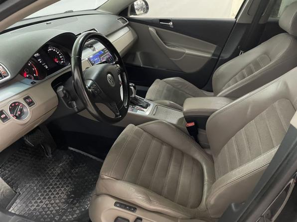 Volkswagen Passat B6 с пробегом 2006 года, цена 1 269 000 рублей, 115270 км, универсал, Автокод Объявления