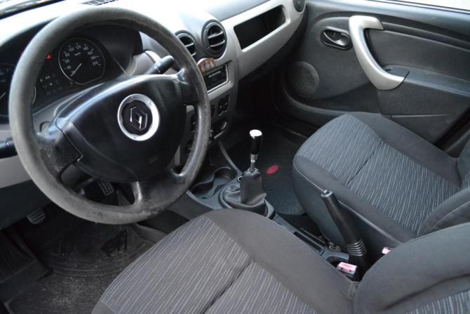 Renault Logan I Рестайлинг с пробегом 2011 года, цена 155 000 рублей, 253060 км, седан, Автокод Объявления