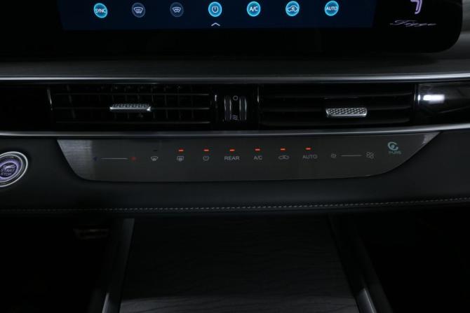 Chery Tiggo 8 Pro Max I Рестайлинг с пробегом 2024 года, цена 2 200 000 рублей, 20000 км, внедорожник, Автокод Объявления