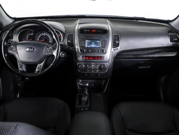 Kia Sorento II Рестайлинг с пробегом 2019 года, цена 2 390 000 рублей, 91136 км, внедорожник, Автокод Объявления