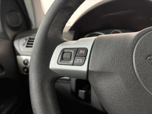 Opel Astra H Рестайлинг с пробегом 2011 года, цена 600 000 рублей, 167072 км, универсал, Автокод Объявления