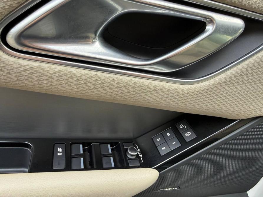 Land Rover Range Rover Velar I Санкт-Петербург  - изображение 11