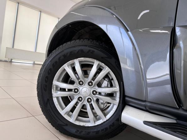 Mitsubishi Pajero IV Рестайлинг 1 с пробегом 2012 года, цена 2 430 000 рублей, 168275 км, внедорожник, Автокод Объявления