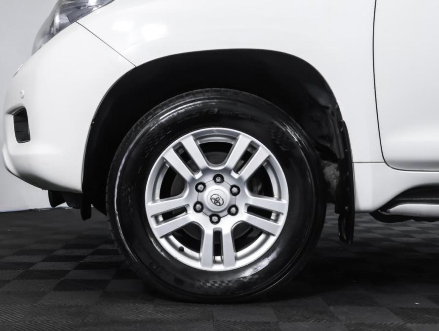 Toyota Land Cruiser Prado 150 Series Рестайлинг 1 Москва  - изображение 26