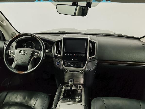 Toyota Land Cruiser 200 Series Рестайлинг 2 с пробегом 2015 года, цена 3 830 000 рублей, 382361 км, внедорожник, Автокод Объявления