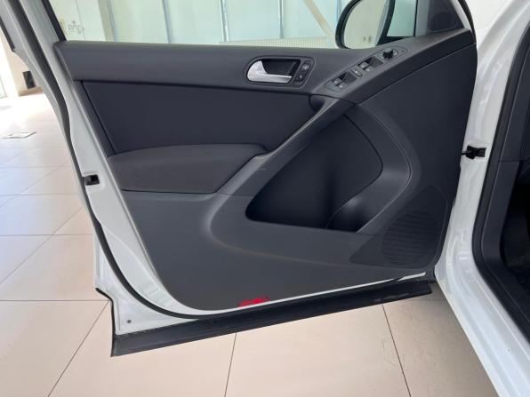 Volkswagen Tiguan I Рестайлинг с пробегом 2014 года, цена 1 490 000 рублей, 104277 км, внедорожник, Автокод Объявления
