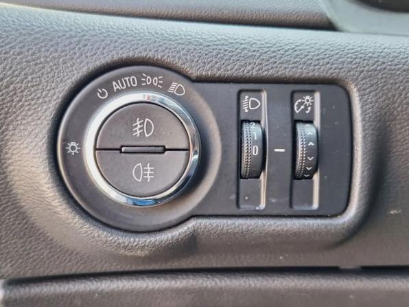 Opel Astra J Рестайлинг с пробегом 2012 года, цена 699 000 рублей, 213122 км, универсал, Автокод Объявления