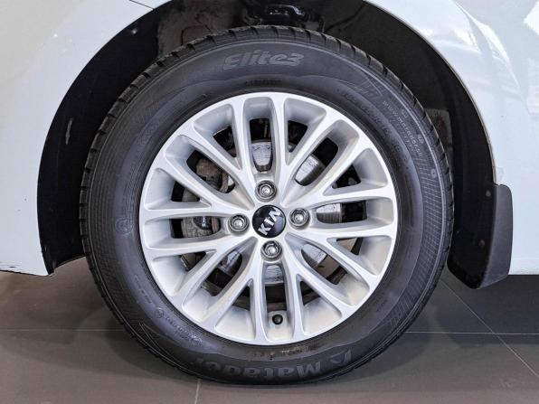 Kia Rio IV с пробегом 2017 года, цена 1 260 000 рублей, 135627 км, седан, Автокод Объявления