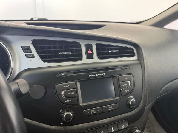 Kia Ceed II с пробегом 2014 года, цена 1 199 000 рублей, 129285 км, хэтчбек, Автокод Объявления