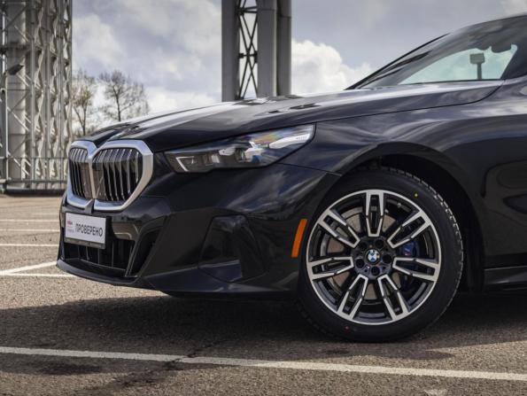 BMW 5 серии VIII (G60/G61/G68) с пробегом 2024 года, цена 6 799 000 рублей, 56934 км, седан, Автокод Объявления