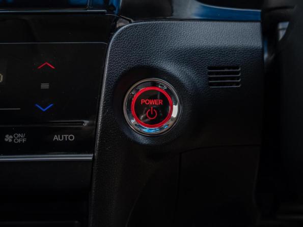 Honda Shuttle II Рестайлинг с пробегом 2019 года, цена 1 380 000 рублей, 130360 км, универсал, Автокод Объявления