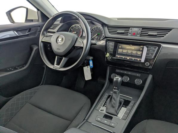 Skoda Superb III с пробегом 2019 года, цена 2 450 000 рублей, 53688 км, лифтбек, Автокод Объявления