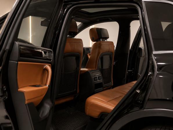 Volkswagen Touareg II с пробегом 2014 года, цена 1 850 000 рублей, 240000 км, внедорожник, Автокод Объявления