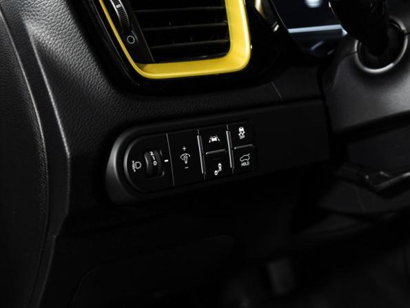 Kia XCeed I с пробегом 2021 года, цена 2 299 700 рублей, 52000 км, хэтчбек, Автокод Объявления