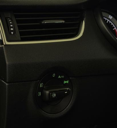 Skoda Octavia III (A7) Рестайлинг с пробегом 2018 года, цена 1 755 000 рублей, 132117 км, лифтбек, Автокод Объявления