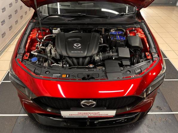 Mazda 3 IV (BP) с пробегом 2019 года, цена 1 612 000 рублей, 137464 км, хэтчбек, Автокод Объявления