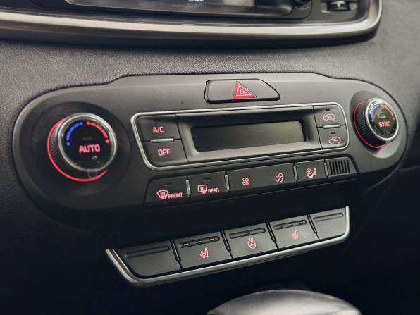 Kia Sorento III Prime Рестайлинг с пробегом 2019 года, цена 2 449 000 рублей, 182640 км, внедорожник, Автокод Объявления