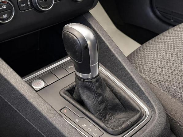 Volkswagen Jetta VI Рестайлинг с пробегом 2014 года, цена 1 287 000 рублей, 139364 км, седан, Автокод Объявления
