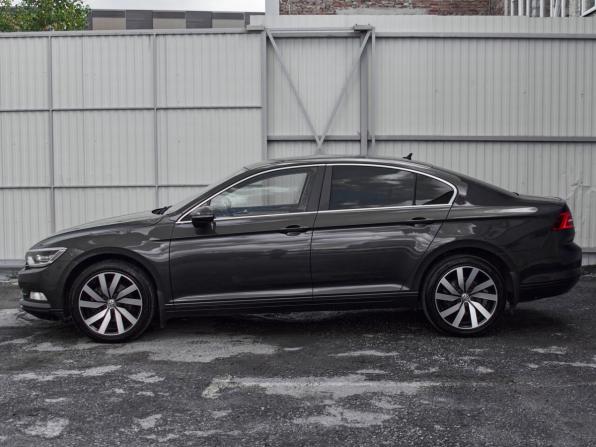 Volkswagen Passat B8 с пробегом 2019 года, цена 2 200 000 рублей, 71191 км, седан, Автокод Объявления