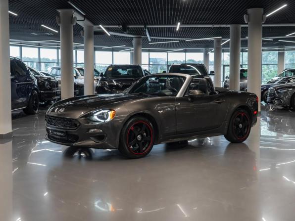 Fiat 124 Spider I с пробегом 2016 года, цена 2 650 000 рублей, 133866 км, кабриолет, Автокод Объявления