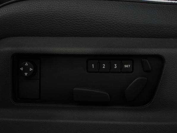 Volkswagen Touareg I Рестайлинг с пробегом 2008 года, цена 1 030 000 рублей, 275000 км, внедорожник, Автокод Объявления
