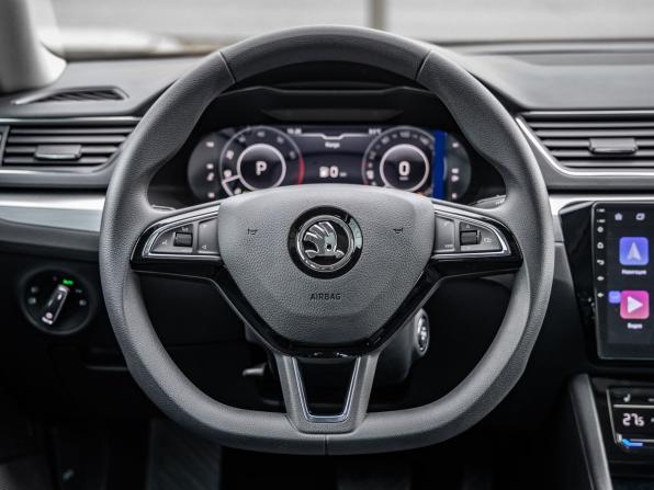 Skoda Superb III Рестайлинг с пробегом 2025 года, цена 3 358 000 рублей, 15 км, лифтбек, Автокод Объявления
