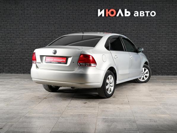 Volkswagen Polo V с пробегом 2013 года, цена 650 000 рублей, 251050 км, седан, Автокод Объявления