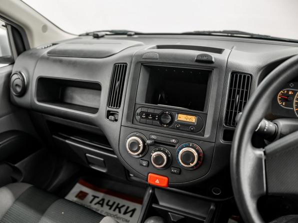 Nissan AD III Рестайлинг с пробегом 2020 года, цена 857 000 рублей, 126699 км, универсал, Автокод Объявления