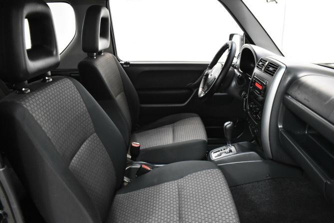 Suzuki Jimny III Рестайлинг 1 с пробегом 2010 года, цена 1 100 000 рублей, 130554 км, внедорожник, Автокод Объявления
