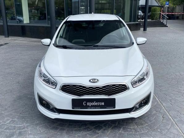 Kia Ceed II Рестайлинг с пробегом 2018 года, цена 1 459 000 рублей, 61554 км, хэтчбек, Автокод Объявления