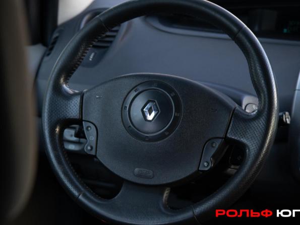 Renault Scenic II Рестайлинг с пробегом 2006 года, цена 298 000 рублей, 272408 км, компактвэн, Автокод Объявления