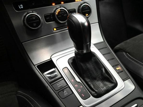 Volkswagen Passat CC I Рестайлинг с пробегом 2013 года, цена 1 600 000 рублей, 158928 км, седан, Автокод Объявления
