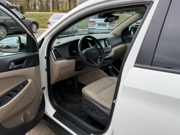 Hyundai Tucson III с пробегом 2015 года, цена 1 680 000 рублей, 126890 км, внедорожник, Автокод Объявления