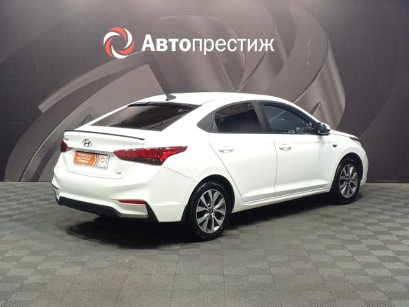 Hyundai Solaris I Рестайлинг с пробегом 2017 года, цена 1 230 000 рублей, 148000 км, седан, Автокод Объявления