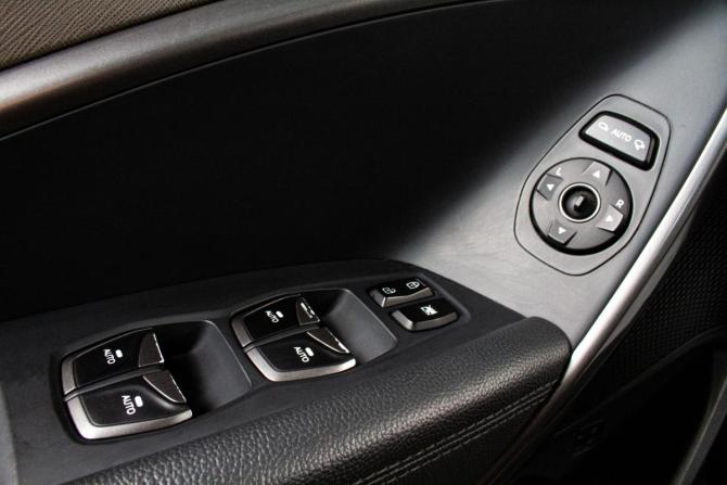 Hyundai Santa Fe IV Рестайлинг с пробегом 2017 года, цена 2 129 000 рублей, 158000 км, внедорожник, Автокод Объявления