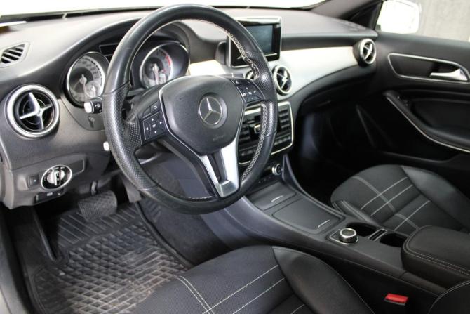 Mercedes-Benz GLA I (X156) с пробегом 2014 года, цена 1 925 000 рублей, 121753 км, внедорожник, Автокод Объявления