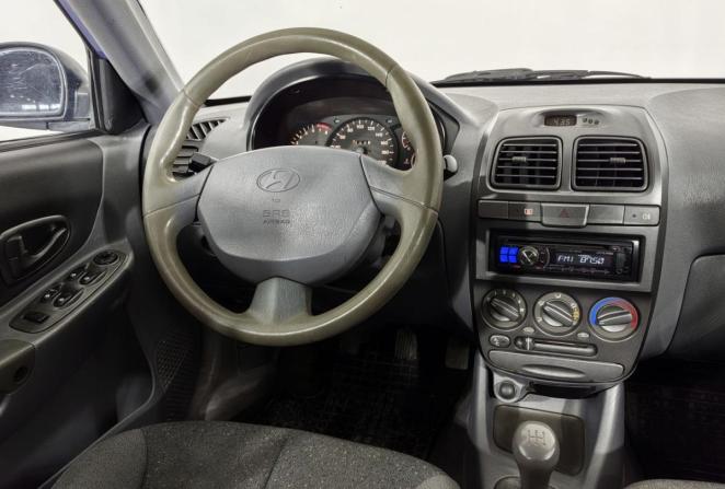 Hyundai Accent II Рестайлинг с пробегом 2004 года, цена 390 000 рублей, 160663 км, седан, Автокод Объявления
