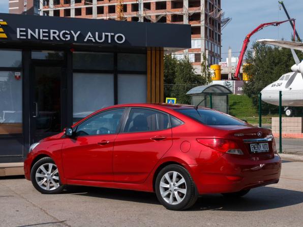 Hyundai Solaris I с пробегом 2012 года, цена 800 000 рублей, 230299 км, седан, Автокод Объявления