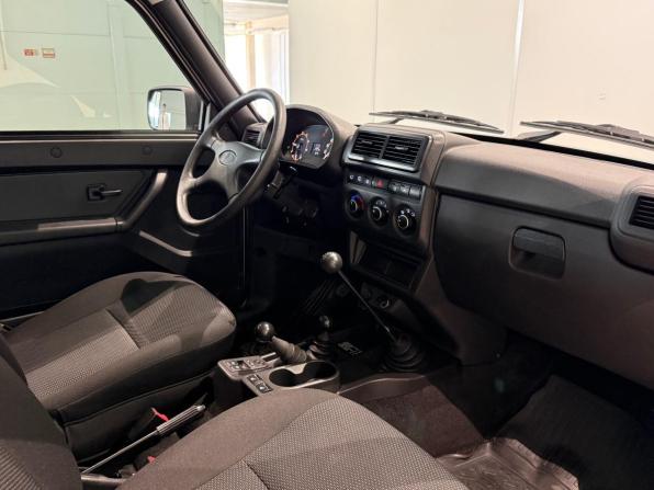 Lada (ВАЗ) Niva Legend с пробегом 2024 года, цена 940 000 рублей, 11001 км, внедорожник, Автокод Объявления
