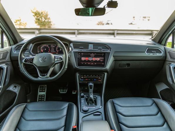 Volkswagen Tiguan II Рестайлинг с пробегом 2021 года, цена 3 948 000 рублей, 40232 км, внедорожник, Автокод Объявления